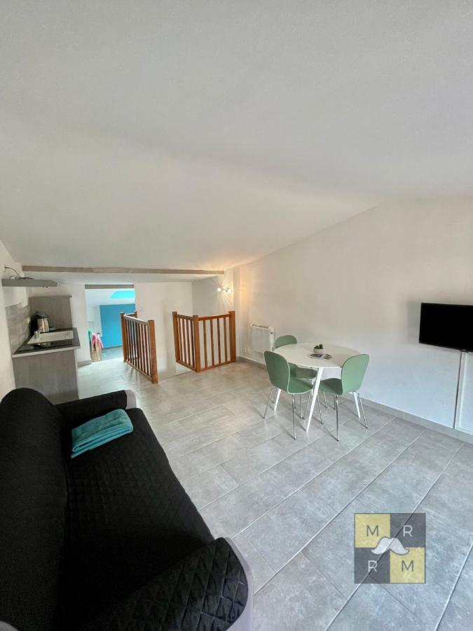 Le Donjon - Vue Cite Pied Cite Medievale Neuf การ์กาซอน ภายนอก รูปภาพ